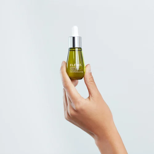 Superfood Facial Oil Image 3