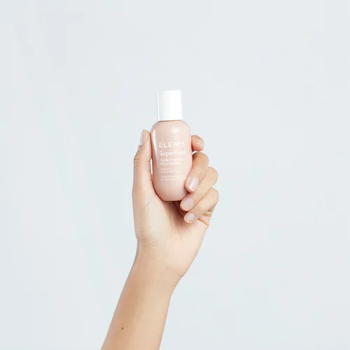 Superfood Glow Priming Moisturiser Image 3